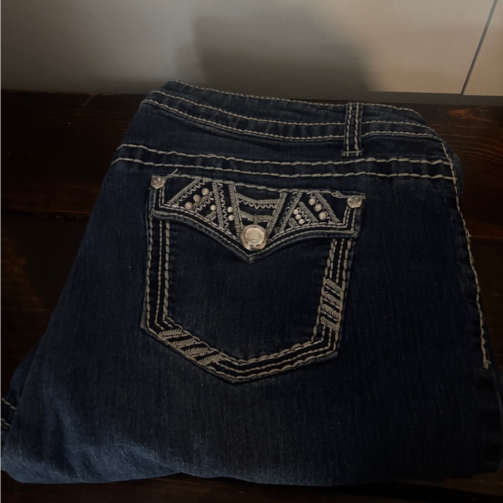 Women's Blue Jeans with Embellished Pocket